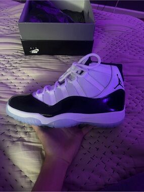 Jordan 11 Concord ( NEW )